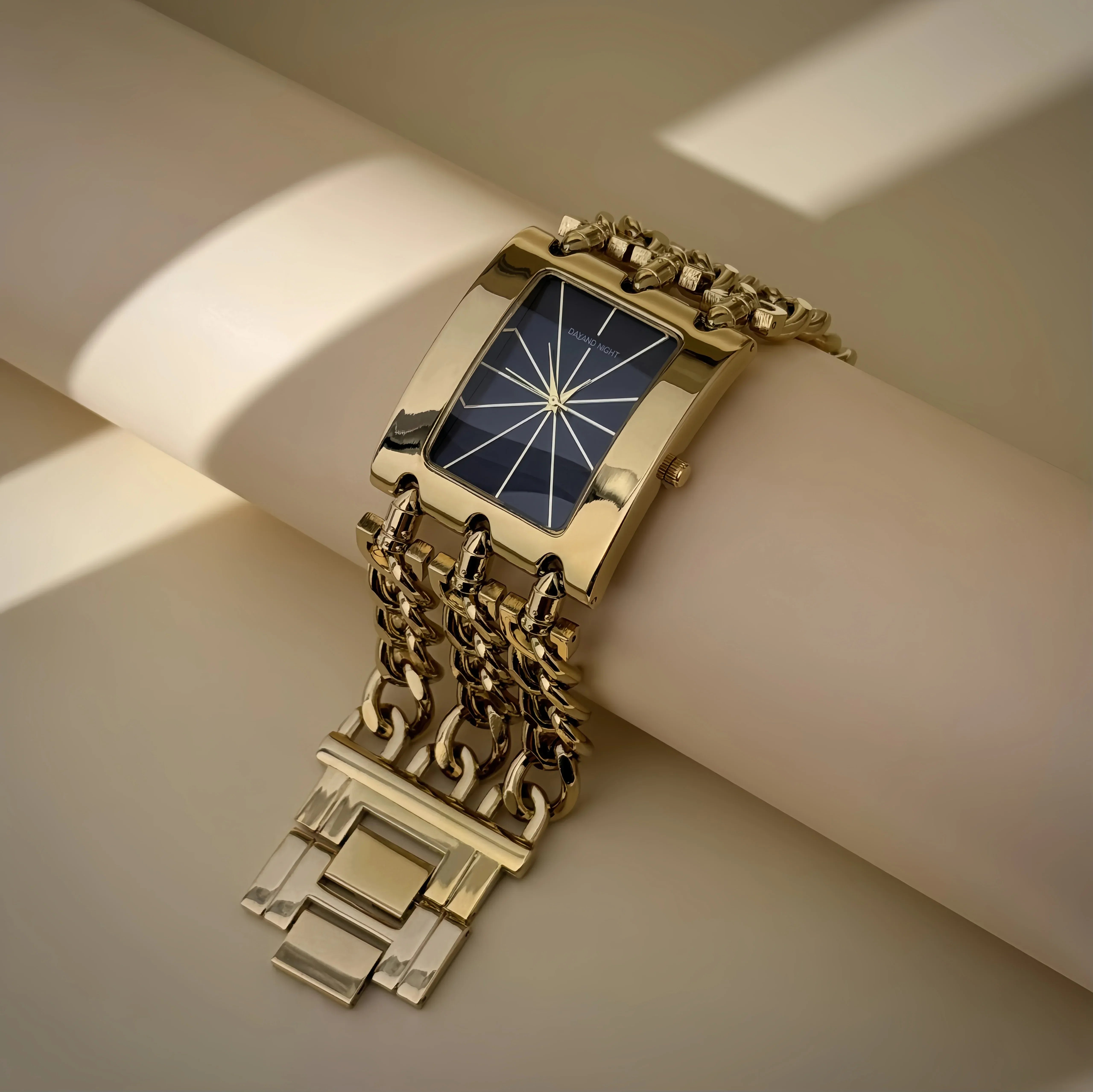 2026 Christmas Bestseller | Luxurious Ladies' Bracelet Watch | Iced Out Watch European & American Fashion | Quartz Holiday Gift | Caratix - CaratixJewelry